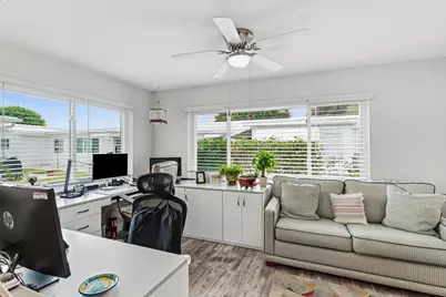 527 SW 16th Street, Boynton Beach, FL 33426 - Photo 8