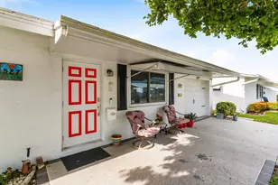 527 SW 16th St, Boynton Beach, FL 33426 - Photo 4