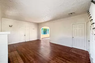 619 30th St, West Palm Beach, FL 33407 - Photo 14