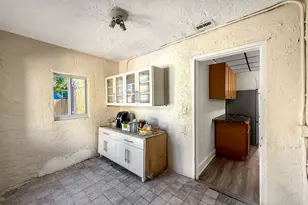 619 30th St, West Palm Beach, FL 33407 - Photo 24