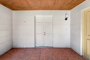 619 30th St, West Palm Beach, FL 33407 - Photo 10