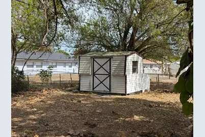 307 Essex Drive, Fort Pierce, FL 34946 - Photo 6