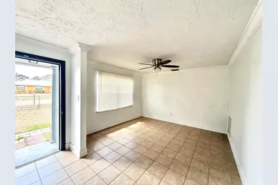 307 Essex Drive, Fort Pierce, FL 34946 - Photo 8