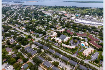 2007 Oleander Boulevard #Apt D, Fort Pierce, FL 34950 - Photo 38