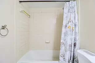 450 Palm Cir, Pembroke Pines, FL 33025 - Photo 46