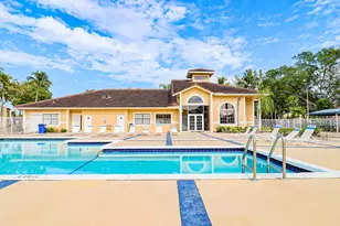 450 Palm Cir, Pembroke Pines, FL 33025 - Photo 60