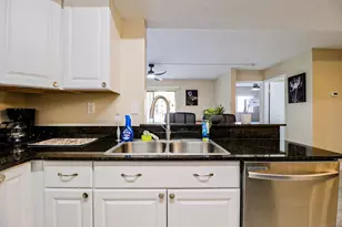 450 Palm Cir, Pembroke Pines, FL 33025 - Photo 26