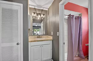 1321 Wyndcliff Dr, Wellington, FL 33414 - Photo 20