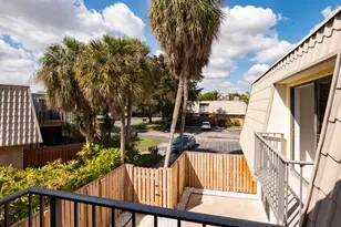 1700 Embassy Dr, West Palm Beach, FL 33401 - Photo 32