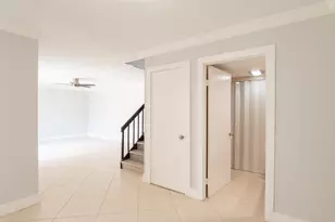 1700 Embassy Dr, West Palm Beach, FL 33401 - Photo 8