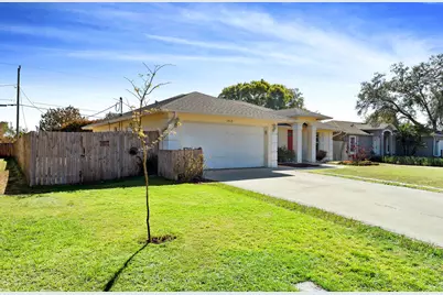 1913 SW Ember Street, Port Saint Lucie, FL 34953 - Photo 4