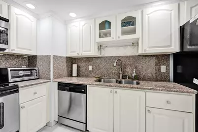 5600 N Flagler Drive #805, West Palm Beach, FL 33407 - Photo 10