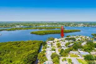 100 SW Hideaway Pl, Stuart, FL 34994 - Photo 2