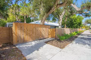 670 Cypress Rd, Vero Beach, FL 32963 - Photo 32