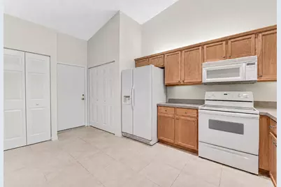 8482 Logia Circle, Boynton Beach, FL 33472 - Photo 6