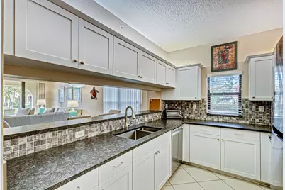 200 Uno Lago Drive #105, Juno Beach, FL 33408 - Photo 6