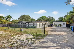 2640 SW 6th Ct, Fort Lauderdale, FL 33312 - Photo 4