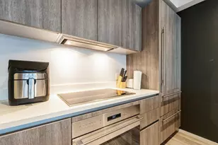 801 S Miami Ave, Miami, FL 33130 - Photo 4