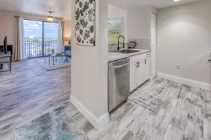 511 Lucerne Ave, Lake Worth Beach, FL 33460 - Photo 4