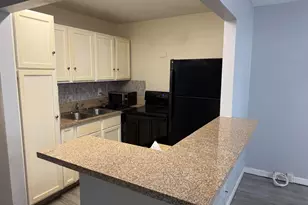 127 Northampton G, West Palm Beach, FL 33417 - Photo 2