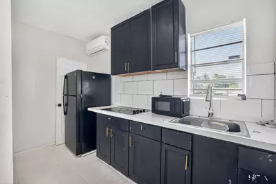 2640 SW 6th Court #Unit 2, Fort Lauderdale, FL 33312 - Photo 6