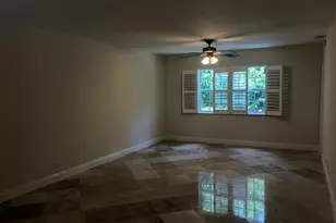 2424 SE 17th St, Fort Lauderdale, FL 33316 - Photo 10