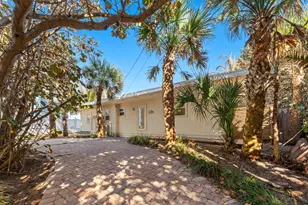 9556 Doubloon Dr, Vero Beach, FL 32963 - Photo 12