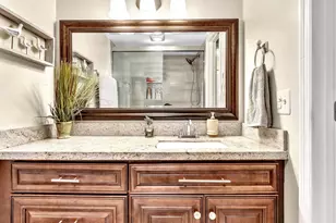 28 Colonial Club Dr, Boynton Beach, FL 33435 - Photo 10
