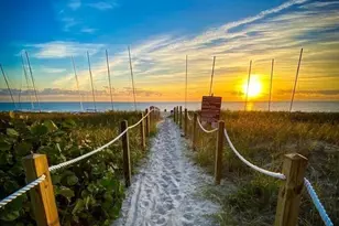 28 Colonial Club Dr, Boynton Beach, FL 33435 - Photo 40