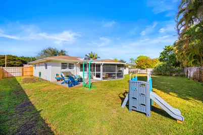 9676 Heather Circle W, Palm Beach Gardens, FL 33410 - Photo 26