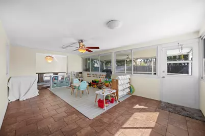 9676 Heather Circle W, Palm Beach Gardens, FL 33410 - Photo 10