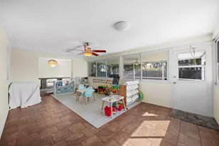 9676 Heather Cir W, Palm Beach Gardens, FL 33410 - Photo 10