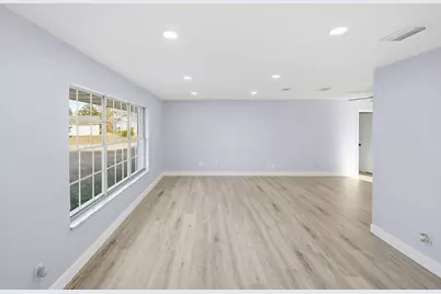 1522 SE Hearne Court, Port Saint Lucie, FL 34952 - Photo 18