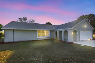 1522 SE Hearne Ct, Port Saint Lucie, FL 34952 - Photo 1