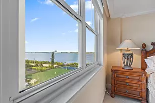 5440 N Ocean Dr, Singer Island, FL 33404 - Photo 22