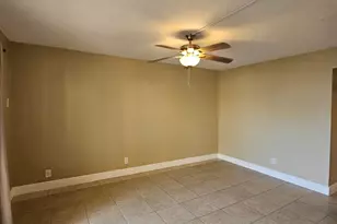 1200 W Blue Heron Blvd, Riviera Beach, FL 33404 - Photo 4