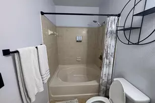 122 SW Peacock Blvd, Port Saint Lucie, FL 34986 - Photo 10