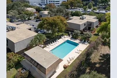 1700 Embassy Drive #305, West Palm Beach, FL 33401 - Photo 36