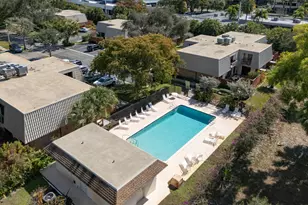 1700 Embassy Dr, West Palm Beach, FL 33401 - Photo 36