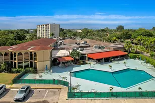 3590 Via Poinciana, Lake Worth, FL 33467 - Photo 24