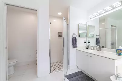 22740 E Royal Crown Terrace E, Boca Raton, FL 33433 - Photo 18