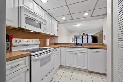 1340 E Golfview Drive, Pembroke Pines, FL 33026 - Photo 14