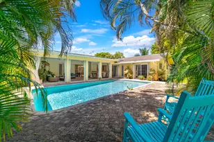 1040 Renmar Dr, Plantation, FL 33317 - Photo 2