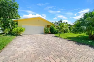 1040 Renmar Dr, Plantation, FL 33317 - Photo 14
