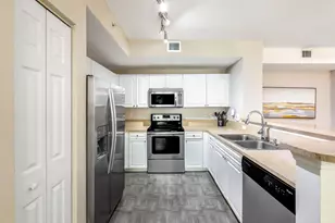 630 S Sapodilla Ave, West Palm Beach, FL 33401 - Photo 14