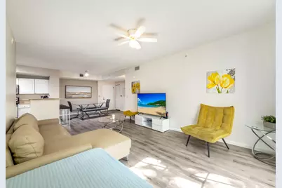 630 S Sapodilla Avenue #218, West Palm Beach, FL 33401 - Photo 4