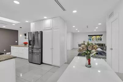 3150 Gulfstream Road, Palm Springs, FL 33461 - Photo 14