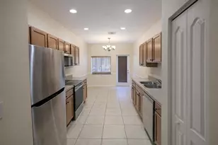 2141 SE Fern Park Dr, Port Saint Lucie, FL 34952 - Photo 4