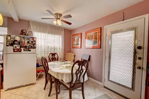 138 Flanders C, Delray Beach, FL 33484 - Photo 8