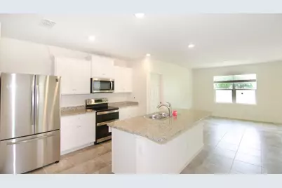 6205 NW Regent Street, Port Saint Lucie, FL 34983 - Photo 4